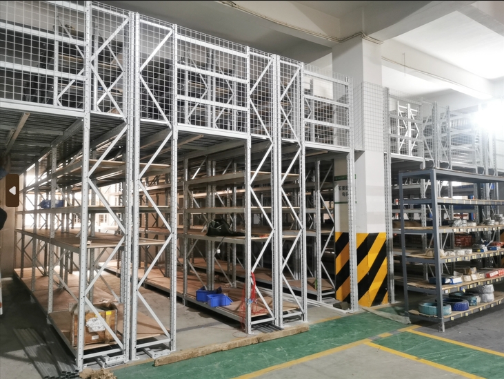 驚呆了！6米層高倉庫爆改9層貨架式閣樓，儲物效率直接拉滿300%！