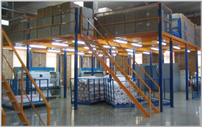 廣州貨架廠家告訴你，倉儲貨架選用對才能事半功倍-廣東亞大實業